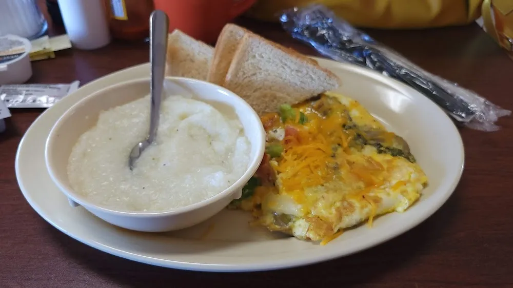 Scrambled Eggs and Gravy